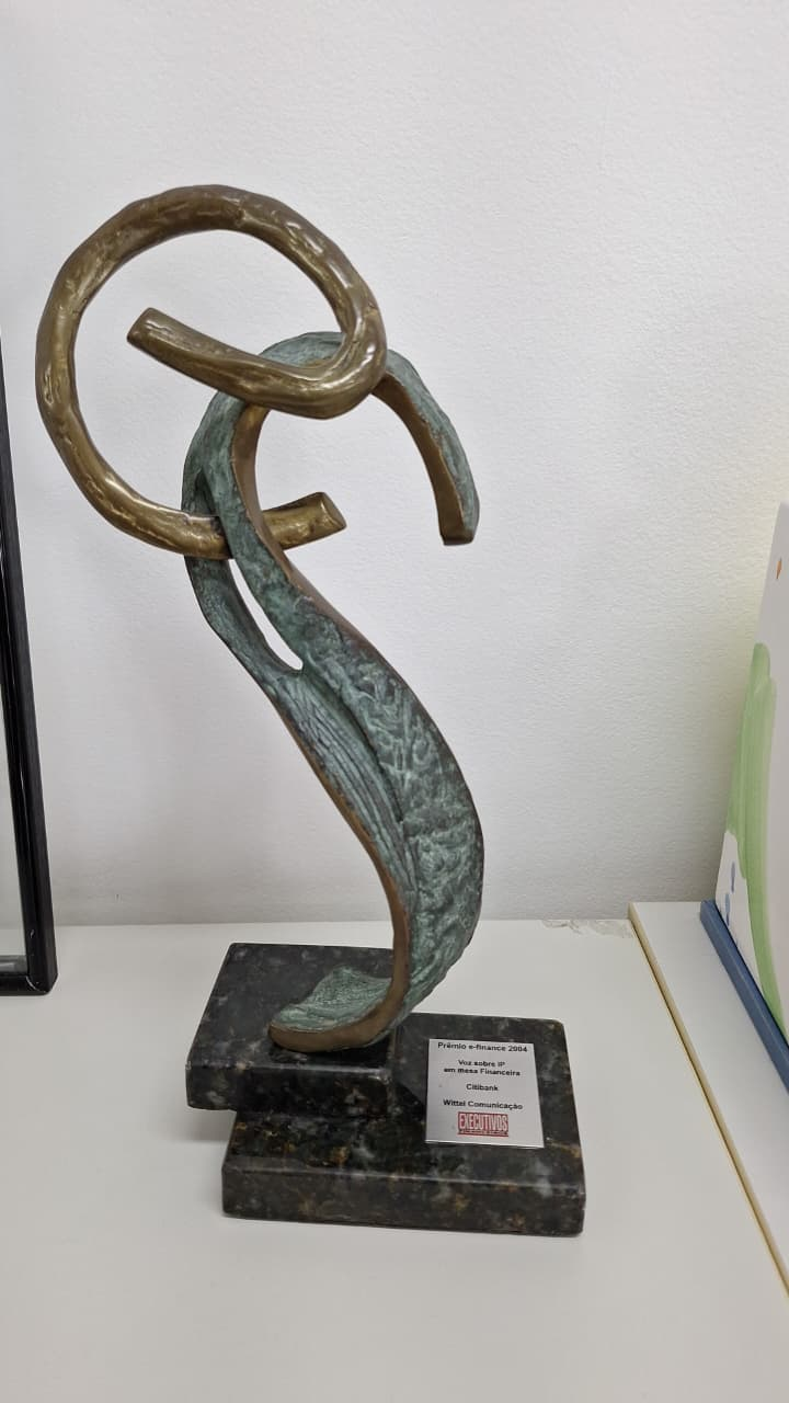 Premio eFinance 2004 – Voz sobre IP em Mesa Financeira